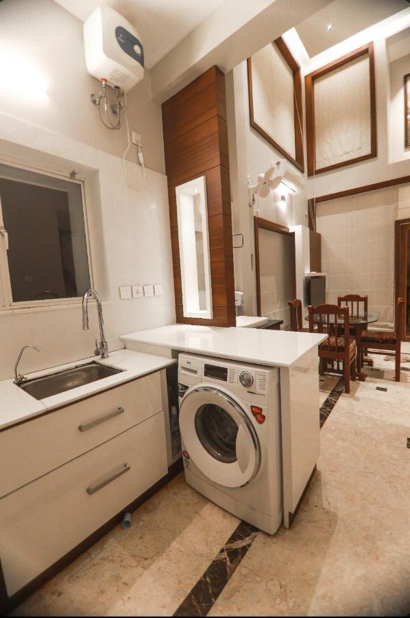 Square Villa Residency Luxury 1 Bed Room Villa With Private Pool Mukkam Exterior photo